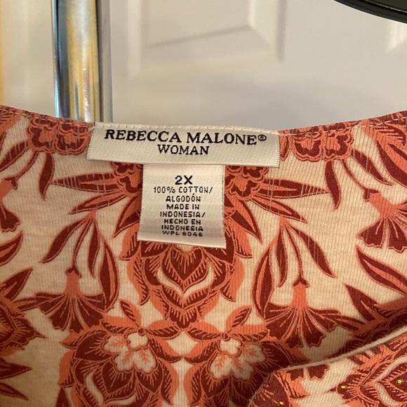 Transitional Top - Picture 3 of 4